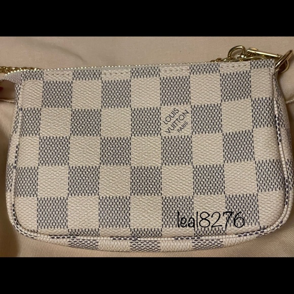 Louis Vuitton Holiday collection 2021 Hollywood mini pochette accesoires - Picture 2 of 6